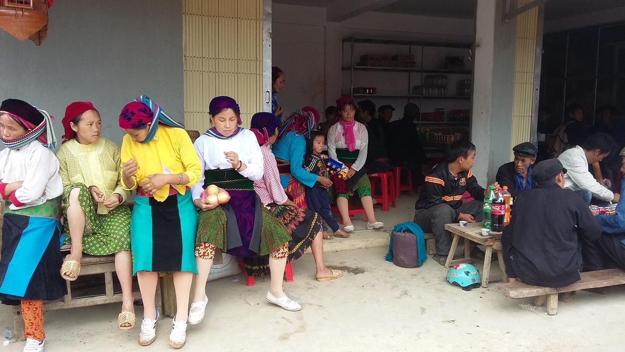 Binh Minh Hostel Донгван Экстерьер фото